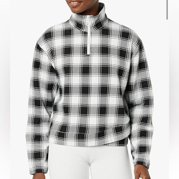 NWT New EleVen Venus Williams Black & White Plaid One More Time Pullover Top M - Picture 1 of 13